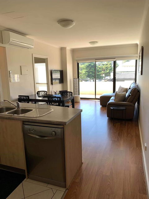 Holdfast Shores Apartments - Caravan Park Accommodation 1