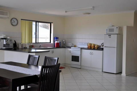 The Club House - Accommodation Australia 5
