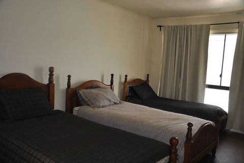 The Club House - Accommodation Australia 3