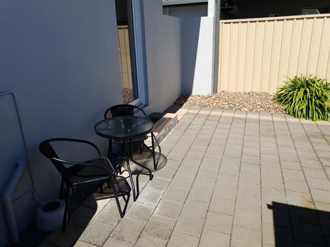 Limestone Coast Lifestyle Apartments - Holiday Melbourne 12