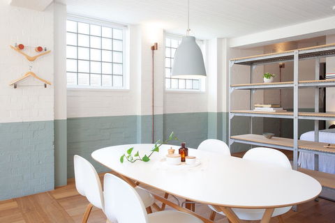 Boutique, Sunlit Studio With Designer Furnishings - Casino Accommodation 1