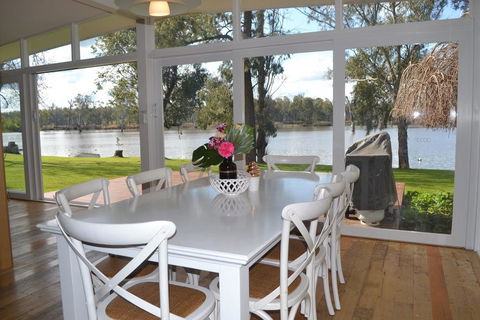 Bundalong Waterfront- 28 Graham Ave, Bundalong - Casino Accommodation 1