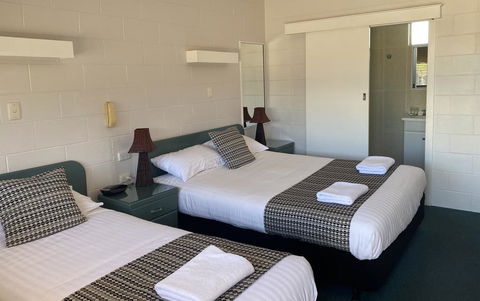 Castlereagh Lodge Motel - Carnarvon Accommodation 1