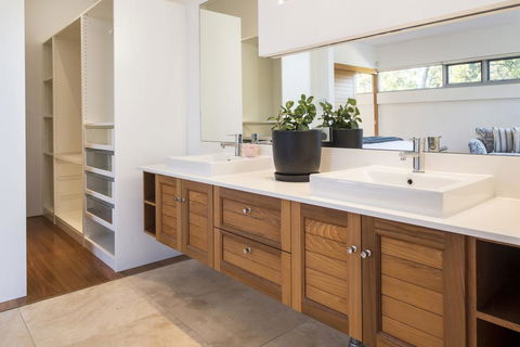 Cinque - Luxury Family Home With Pool Close To Beach And Town - Holiday Melbourne 2