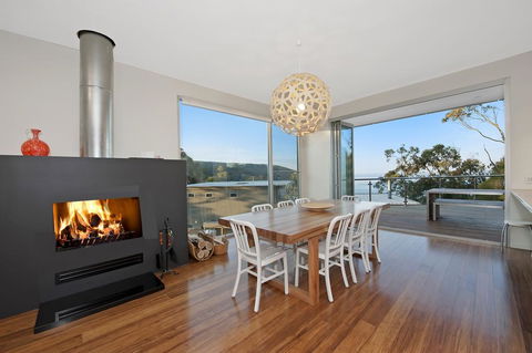 Coastal Break - Holiday Sydney 0