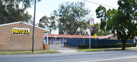 Coonamble Motel - Carnarvon Accommodation 0