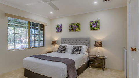 Devonleigh Bed And Breakfast - Holiday Melbourne 2