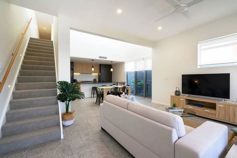 Dune Townhouse On Nautilus Way - Accommodation Australia 0