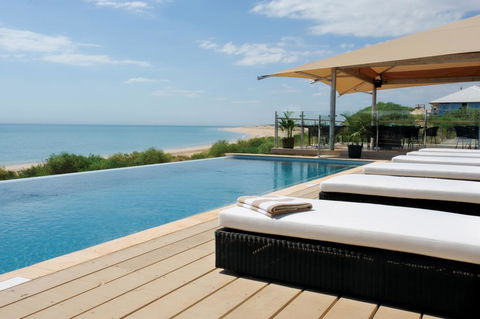 Eco Beach Resort - Holiday Melbourne 0