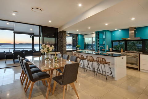 Edge Apartments - Holiday Sydney 3