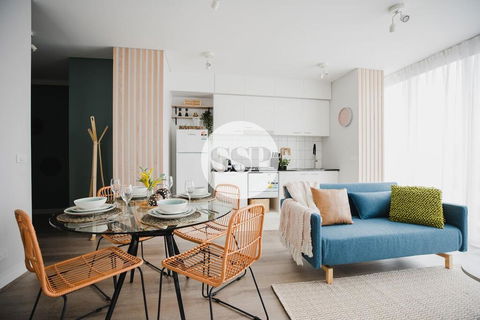 Elegant 2BR Abode Within Melbourne CBD FREE WIFI - Holiday Melbourne 0