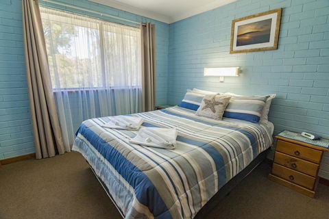 Emu Beach Chalets - Holiday Melbourne 2