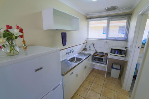 Emu Point Motel - Holiday Melbourne 2