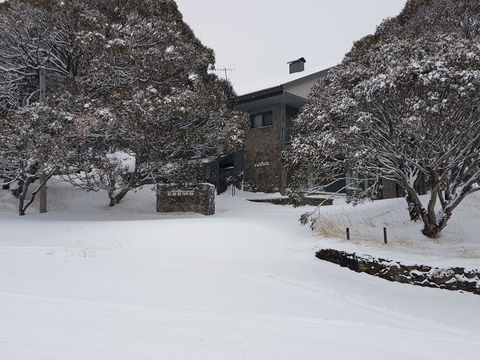 Eremo Lodge 1 - Byron Bay Accommodation 0
