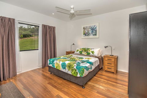 Eumundi Cottages - Cottage 2 - Byron Bay Accommodation 0