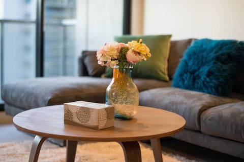 Flagstaff Garden Large 2 Bedroom Modern Apartment - Holiday Melbourne 2