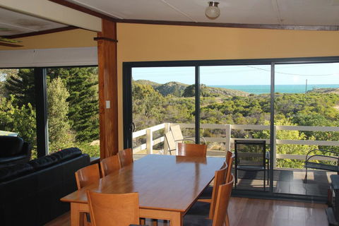 Gabbadah Beach House - Holiday Melbourne 1