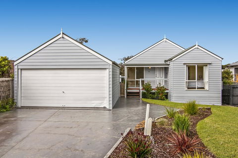 GDay Beach House - Wagga Wagga Accommodation 0