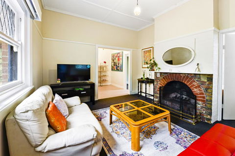 GlenIris Beautiful 6BedderFamily House+2Bath+Pool - Casino Accommodation 2