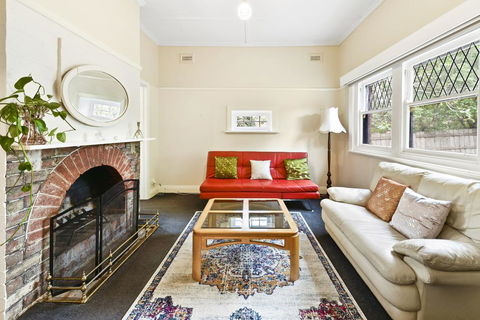 GlenIris Beautiful 6BedderFamily House+2Bath+Pool - Casino Accommodation 0