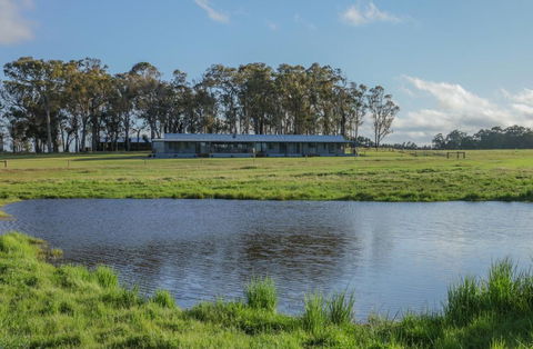 Harmans Lodge Private Rural Escape - Holiday Melbourne 0