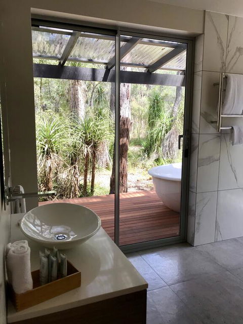 Hidden Valley Forest Retreat - Holiday Melbourne 3