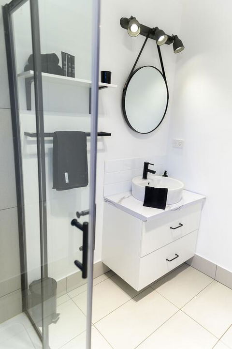 Hinterland Boutique Cottages-Fig Tree Cottage - Holiday Melbourne 3