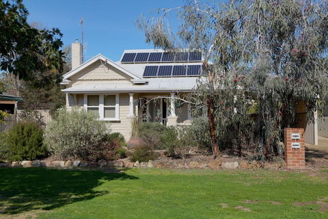 Holistic Haven - Holiday Sydney 2