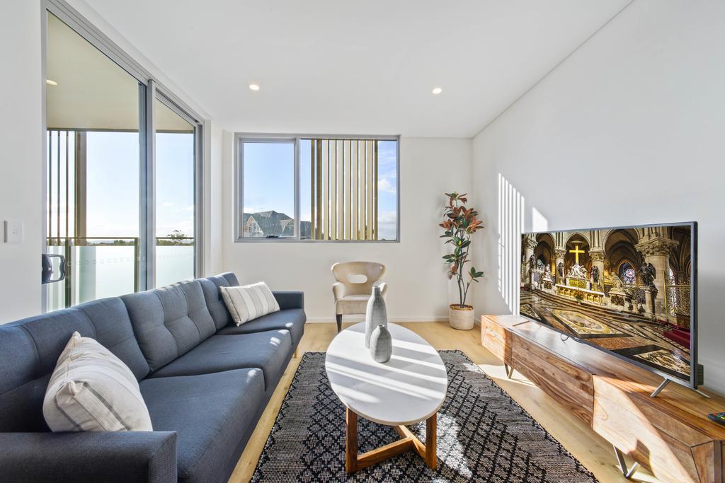 HomeHotel-Luxury And New 2 Bedroom Apartment - thumb 1
