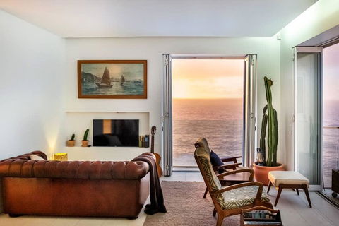 Im Living In A Dream - Cliffside Penthouse - Holiday Sydney 0