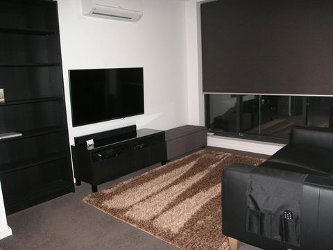 Kesh At Infinity Towers - Accommodation Australia 2