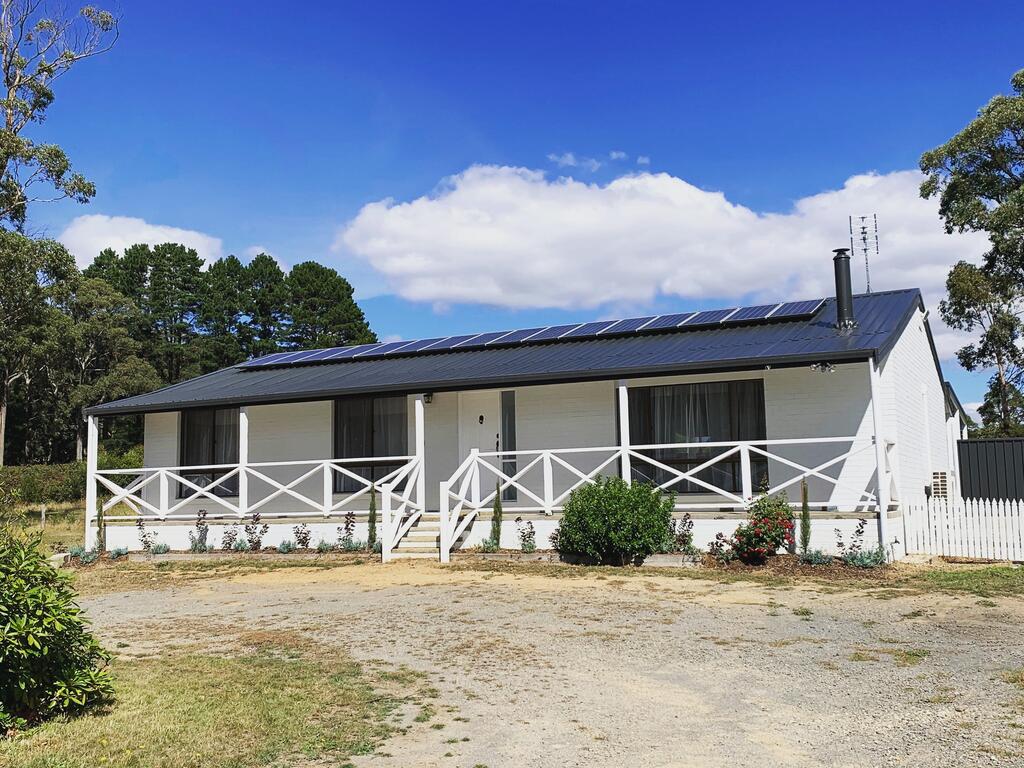 Leonards Hill VIC Accommodation Australia