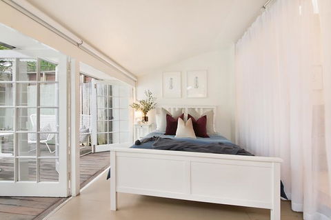 Luxury Designer Paddington Cottage + FREE WIFI - Holiday Melbourne 0