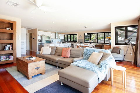 Luxury Family Entertainer Minutes From Manly Beach - Holiday Sydney 0