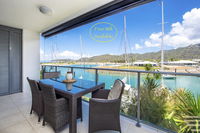 Magnetic Blue Waterfront Apartments