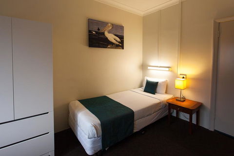 Manly Hotel - Casino Accommodation 0