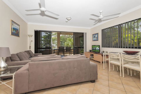 Mediterranean Beachfront Apartments - Accommodation Australia 1