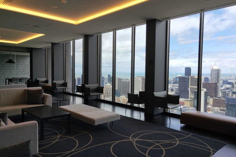 Melbourne CBD Apartment With Luxury Private Facilities - Holiday Melbourne 3