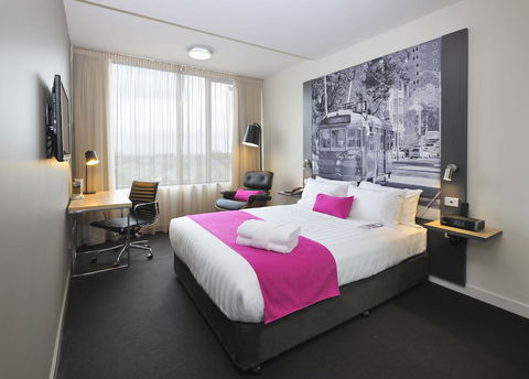 Mercure Melbourne Therry Street - Holiday Melbourne 1