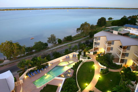 Moorings Beach Resort - Victoria Tourism 0