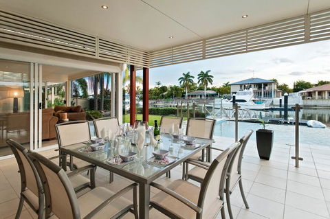 Mulloka Villa. Sunshine Coast Minyama - Holiday Melbourne 1