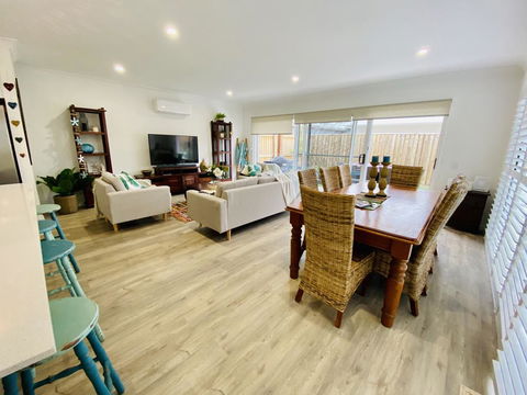 Nautilus Beach House #2 With Pool - Kingscliff - Accommodation Australia 3