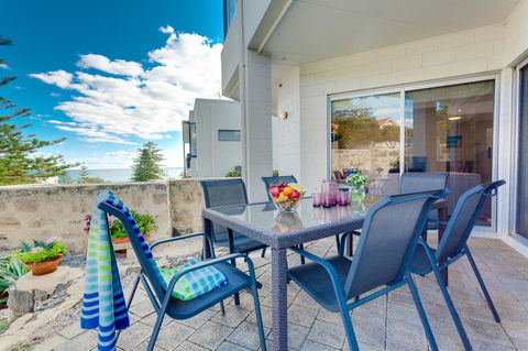 Cottesloe Contemporary Villa - Victoria Tourism 14