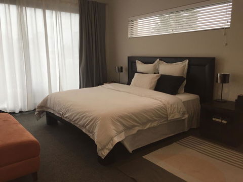 The Pool House - Fremantle - Holiday Melbourne 11