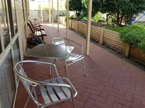 Park Avenue Holiday Units - Holiday Melbourne 22