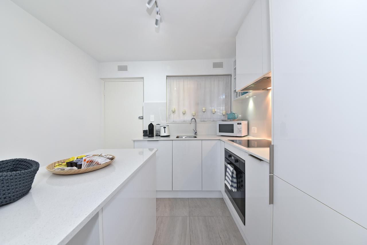 Cottesloe Apartment Close To Beach - thumb 3