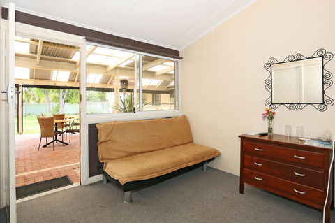 Busselton Guest House - Holiday Melbourne 43