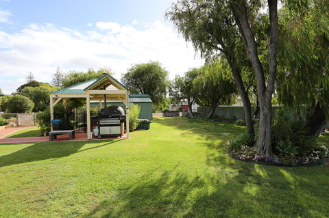 Busselton Guest House - Holiday Melbourne 35