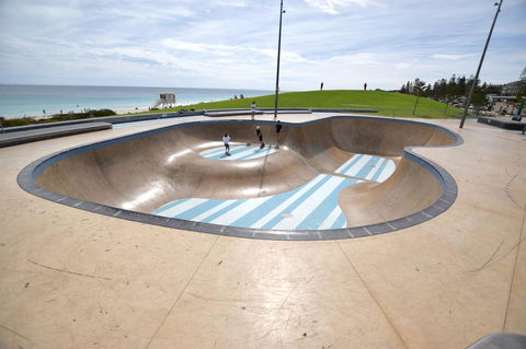 Sandcastles Beachfront Luxury Retreat Apartment - Accommodation Airlie Beach 3