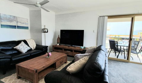 Sandcastles Beachfront Luxury Retreat Apartment - Accommodation Airlie Beach 29